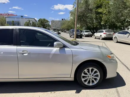 Toyota Camry 2010 года за 4 000 000 тг. в Атырау – фото 8