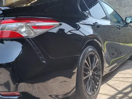 Toyota Camry 2019 года за 11 500 000 тг. в Тараз – фото 4