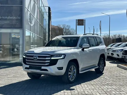 Toyota Land Cruiser Luxe 2026 года за 67 150 000 тг. в Кокшетау
