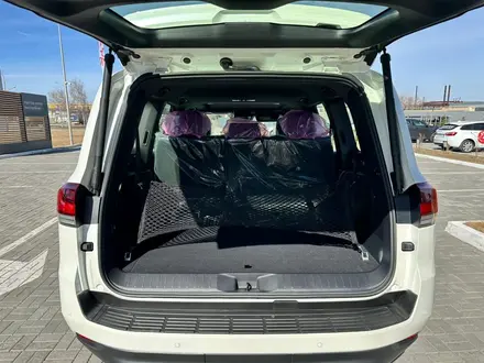 Toyota Land Cruiser Luxe 2026 года за 67 150 000 тг. в Кокшетау – фото 19