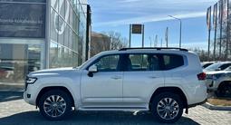 Toyota Land Cruiser Luxe 2026 года за 63 890 000 тг. в Кокшетау – фото 2