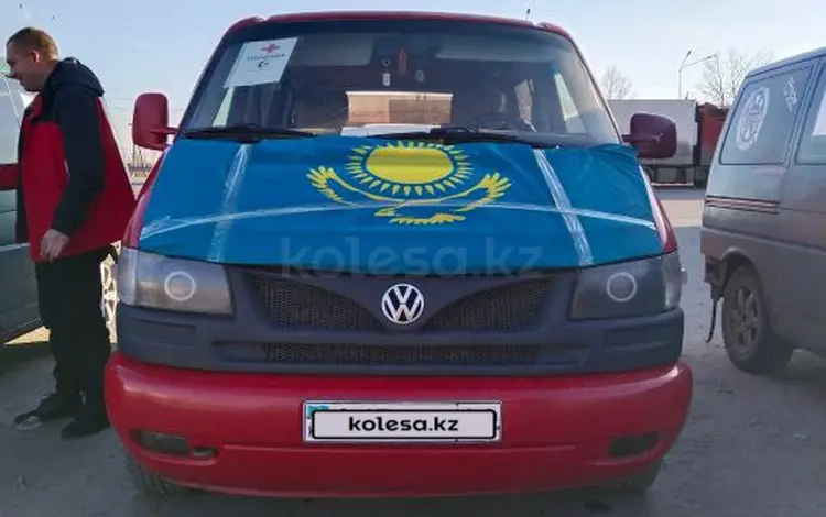 Volkswagen Multivan 1997 годаүшін3 100 000 тг. в Караганда