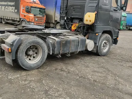 Volvo  FH 1997 года за 10 000 000 тг. в Семей – фото 7