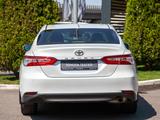 Toyota Camry Prestige 2020 года за 12 990 000 тг. в Алматы – фото 5