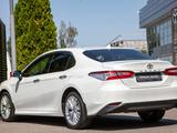 Toyota Camry Prestige 2020 года за 12 990 000 тг. в Алматы – фото 3