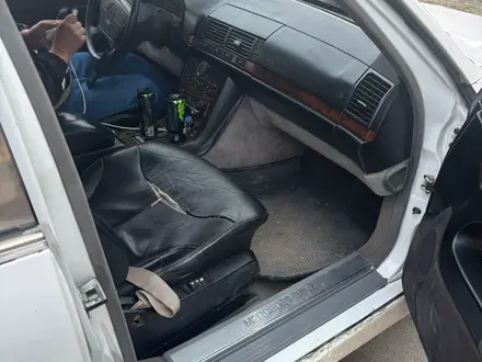 Mercedes-Benz S 320 1995 года за 2 500 000 тг. в Астана – фото 5