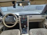 Mercedes-Benz E 320 1997 годаүшін3 300 000 тг. в Тараз – фото 4