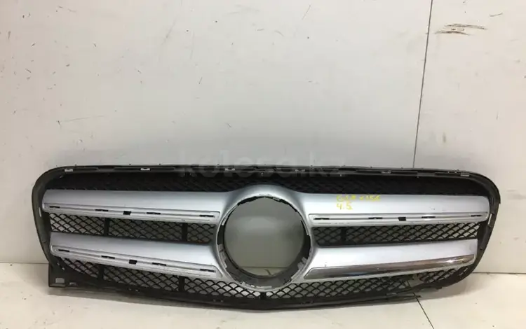 Решетка радиатора Mercedes-Benz GLA за 111 111 тг. в Костанай