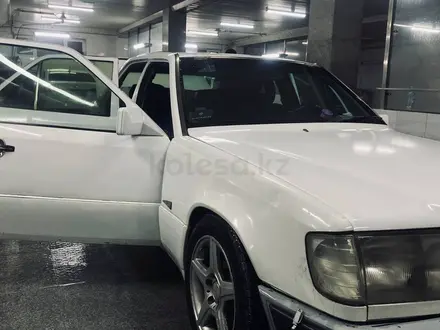 Mercedes-Benz E 280 1993 года за 1 450 000 тг. в Алматы – фото 4