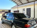 Mercedes-Benz E 280 1991 года за 2 500 000 тг. в Айтеке би – фото 2