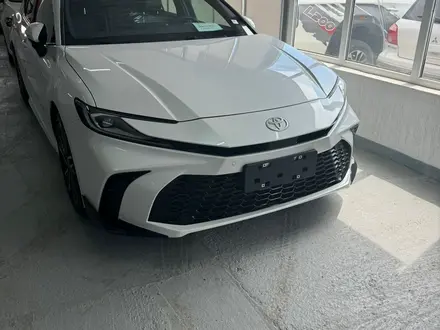 Toyota Camry 2024 года за 17 000 000 тг. в Актау