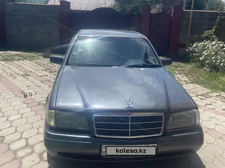 Mercedes-Benz C 200 1994 года за 2 000 000 тг. в Алматы – фото 5