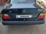 Mercedes-Benz E 200 1992 года за 1 500 051 тг. в Есик – фото 4