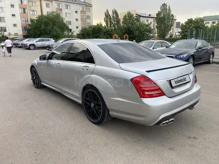 Mercedes-Benz S 350 2006 года за 7 000 000 тг. в Алматы – фото 2