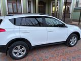 Toyota RAV4 2014 годаүшін8 300 000 тг. в Шымкент – фото 2