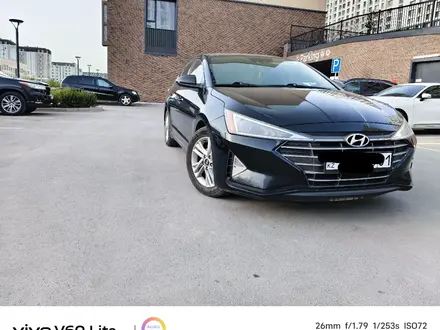 Hyundai Elantra 2019 года за 6 200 000 тг. в Астана