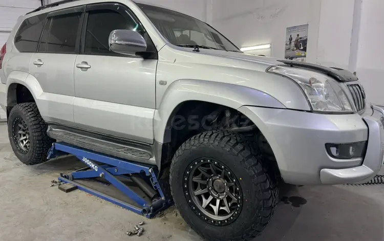 Toyota Land Cruiser Prado 2005 года за 11 200 000 тг. в Атырау