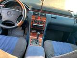 Mercedes-Benz E 230 1997 годаүшін4 500 000 тг. в Семей – фото 5