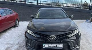 Toyota Camry 2020 года за 12 600 000 тг. в Астана