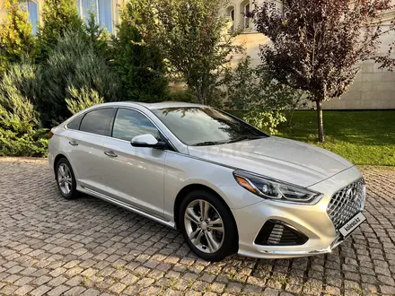 Hyundai Sonata 2019 года за 9 800 000 тг. в Алматы – фото 8