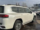 Toyota Land Cruiser 2024 года за 61 200 000 тг. в Алматы – фото 3