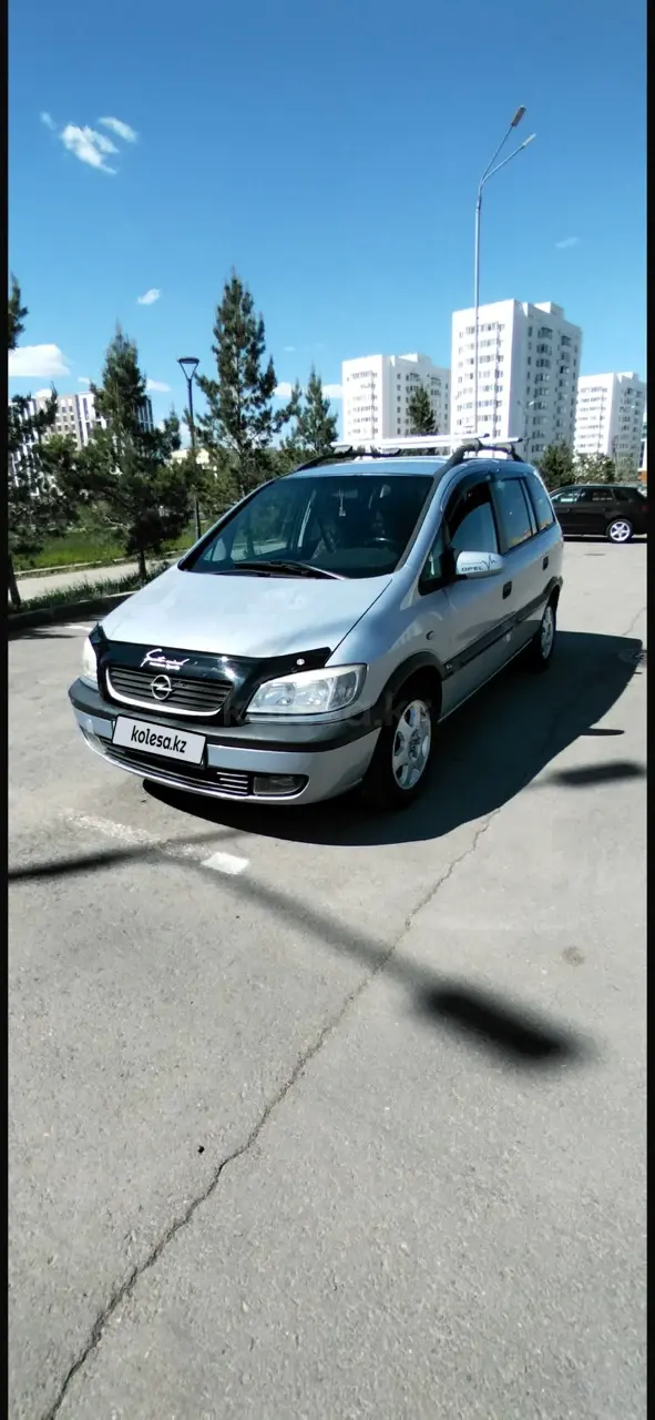 Opel Zafira, 2002