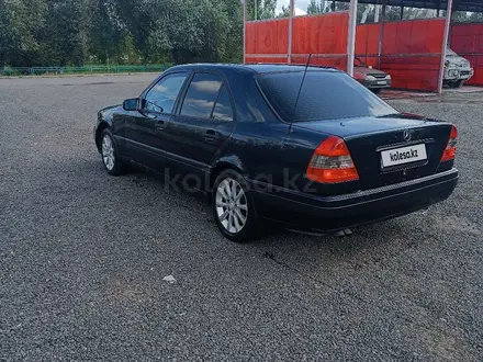 Mercedes-Benz C 280 1996 года за 2 800 000 тг. в Астана – фото 4