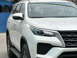 Toyota Fortuner 2022 года за 22 200 000 тг. в Алматы – фото 2