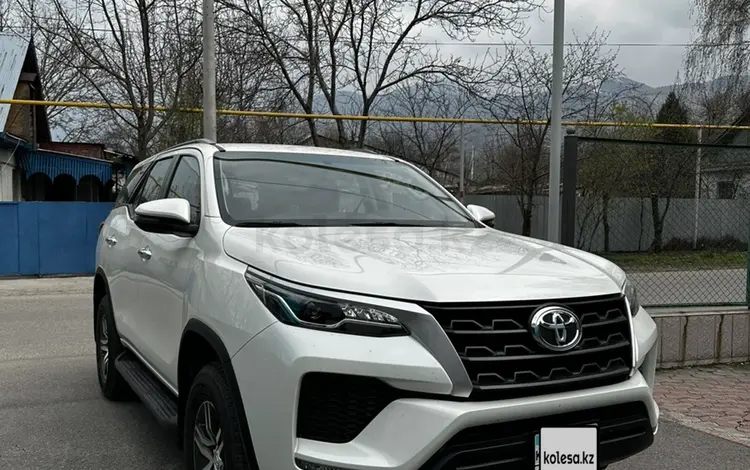 Toyota Fortuner 2022 годаүшін21 500 000 тг. в Алматы