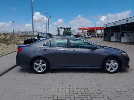 Toyota Camry 2014 года за 6 000 000 тг. в Актау – фото 22