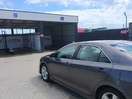 Toyota Camry 2014 года за 6 000 000 тг. в Актау – фото 23