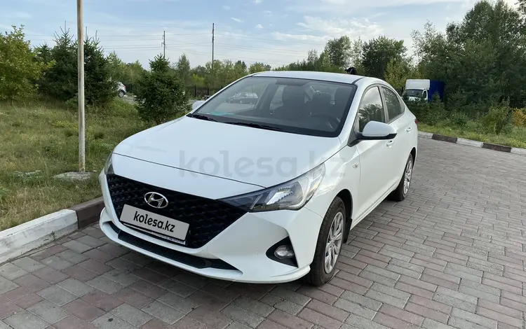 Hyundai Accent 2021 года за 7 500 000 тг. в Усть-Каменогорск