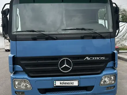 Mercedes-Benz  Actros 2004 года за 17 900 000 тг. в Алматы – фото 3