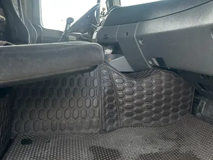 Mercedes-Benz  Actros 2004 года за 17 900 000 тг. в Алматы – фото 18