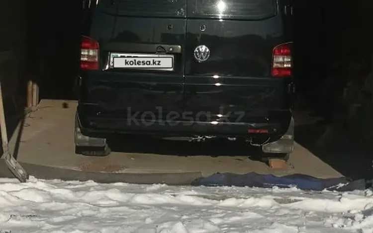 Volkswagen Transporter 2009 годаүшін4 500 000 тг. в Уральск