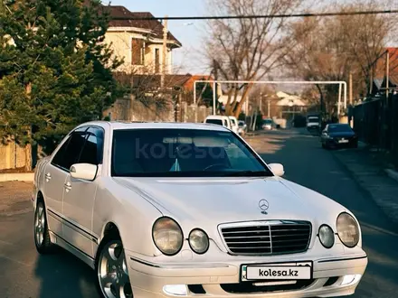 Mercedes-Benz E 320 2001 года за 6 100 000 тг. в Алматы