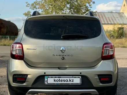 Renault Sandero Stepway 2015 года за 5 700 000 тг. в Караганда – фото 3