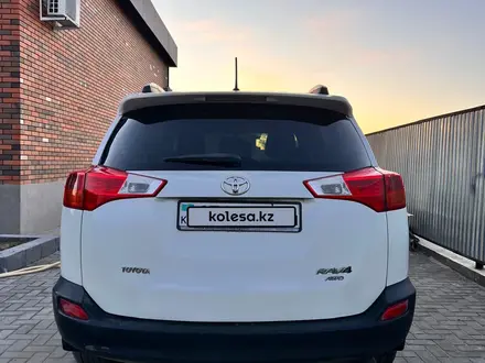 Toyota RAV4 2014 года за 7 500 000 тг. в Актобе – фото 2