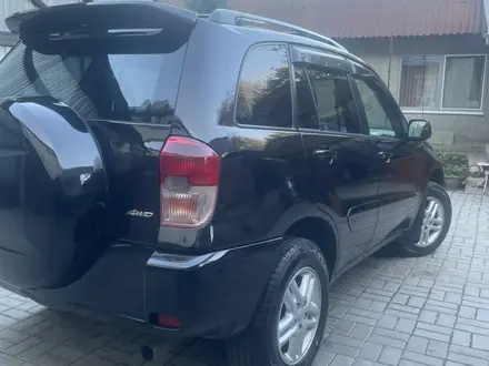 Toyota RAV4 2003 года за 5 000 000 тг. в Алматы – фото 2