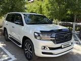Toyota Land Cruiser 2018 года за 37 900 000 тг. в Семей