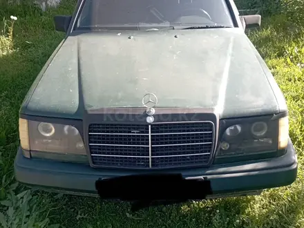 Mercedes-Benz E 280 1994 года за 2 000 000 тг. в Алматы