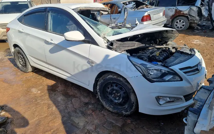 Hyundai Accent 2015 года за 1 000 000 тг. в Атырау