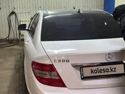 Mercedes-Benz C 300 2007 года за 8 000 000 тг. в Астана – фото 12