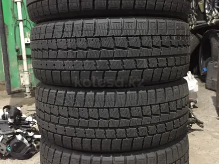 Резина 215/45 r17 Dunlop из Японии за 85 000 тг. в Алматы