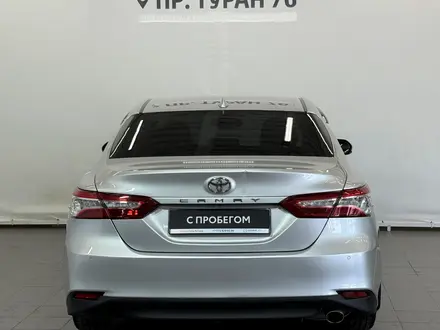 Toyota Camry Prestige 2019 года за 13 750 000 тг. в Астана – фото 4