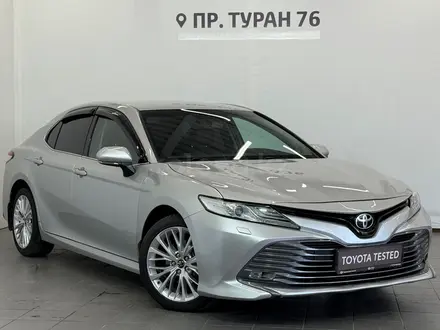 Toyota Camry Prestige 2019 года за 13 750 000 тг. в Астана – фото 20