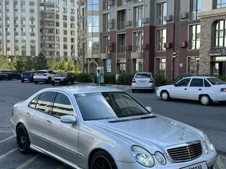 Mercedes-Benz E 55 AMG