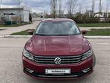 Volkswagen Passat 2016 года за 10 000 000 тг. в Актобе – фото 5