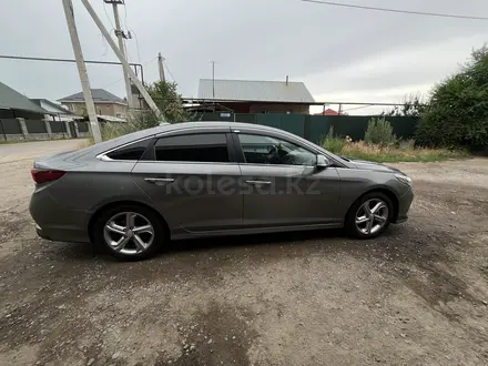 Hyundai Sonata 2018 года за 10 500 000 тг. в Алматы – фото 4