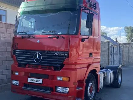 Mercedes-Benz  Actros 2000 года за 9 500 000 тг. в Жаркент